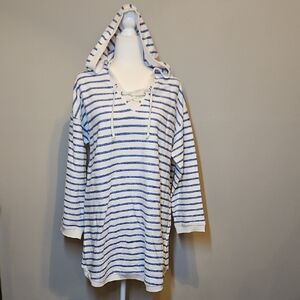 KEREN hart Blue and White Striped Hoodie